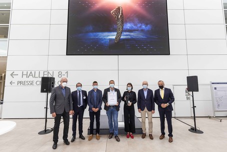 Gruppenfoto Verleihung Innovationspreis Fügen im Handwerk