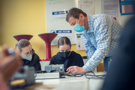 Unterrichtsszene Handwerkstatt